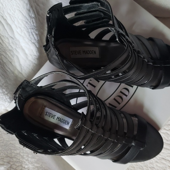 Steve Madden Gladiator Petra Sandals | W11US - Picture 3 of 8